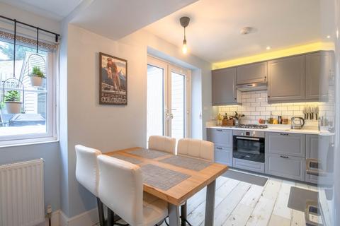 2 bedroom townhouse for sale, Sheep Street, Cirencester, Gloucestershire, GL7