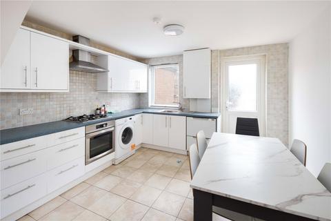 3 bedroom terraced house to rent, Saltwell Street, Poplar, London, E14