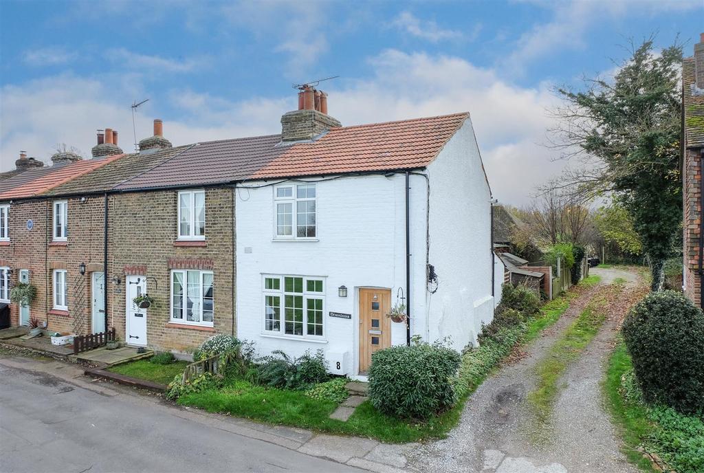 8 Wellington Cottages-03.jpg