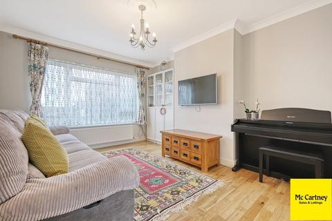 10 Juniper Drive, Chelmsford, CM2 9HL