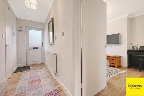 10 Juniper Drive, Chelmsford, CM2 9HL
