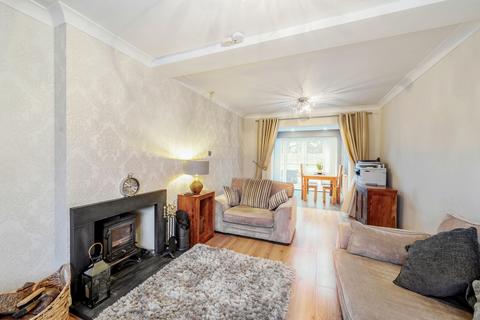 2 bedroom semi-detached house for sale, Tinshill View, Leeds, West Yorkshire, LS16