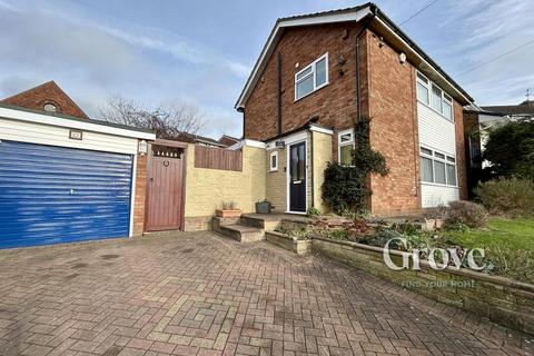 3 bedroom detached house for sale, Castle Close, Cradley Heath