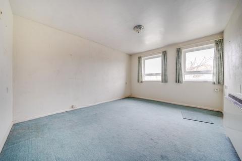 1 bedroom flat for sale, Douglas Martin Road, Chichester, PO19