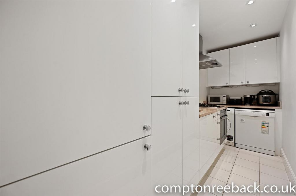 RCCR- 115 delaware mansions- Kitchen A.jpg
