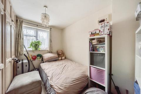 2 bedroom flat for sale, High Wycombe,  Buckinghamshire,  HP13