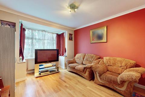 5 bedroom end of terrace house for sale, Burns Avenue, Southall, UB1