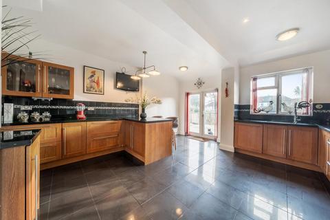 8 bedroom semi-detached house for sale, Howden Road, South Norwood