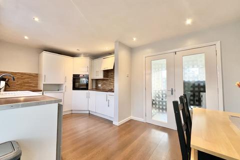 10 Aintree Road, Thornton-cleveleys, FY5 5HP