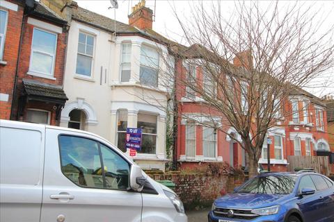 2 bedroom flat to rent, Vartry Road, Tottenham, London, N15