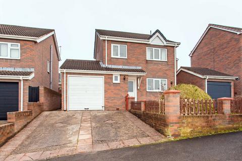 4 bedroom detached house for sale, Ridgedale Road, Bolsover, S44