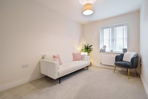 53 Bryan Gardens, Binfield, Bracknell, RG42 4JQ