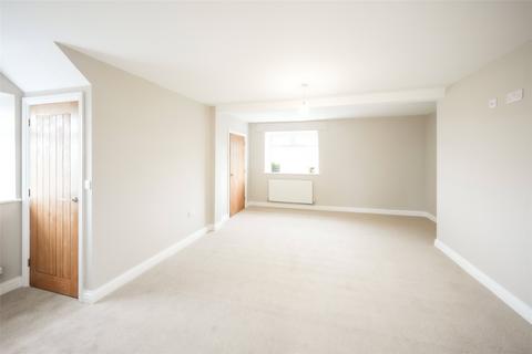 3 bedroom end of terrace house for sale, Hill Crest, Gateshead, NE10