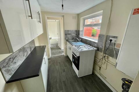 2 bedroom terraced house for sale, Lewis Street, Gainsborough