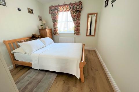 21 Armada Way, Westward Ho, Bideford, EX39 1XB