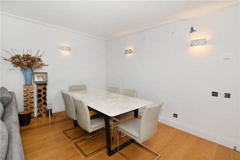 2 bedroom flat to rent, Queens Terrace, London, NW8