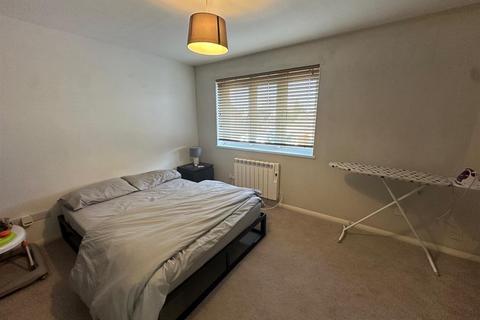 1 bedroom maisonette for sale, Westland Close, Stanwell Village