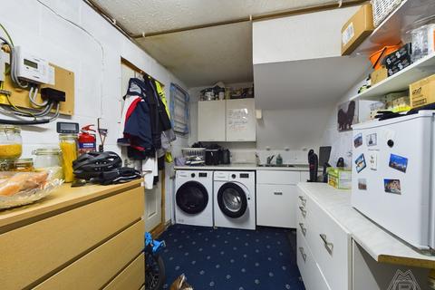 98 Danbury Crescent, South Ockendon, RM15 5XF