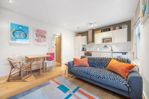 2 bedroom flat for sale, Tunstall Road, London SW9