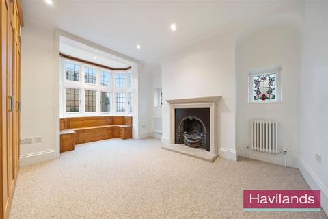 2 bedroom flat for sale, Appleby Court, Aldermans Hill, London