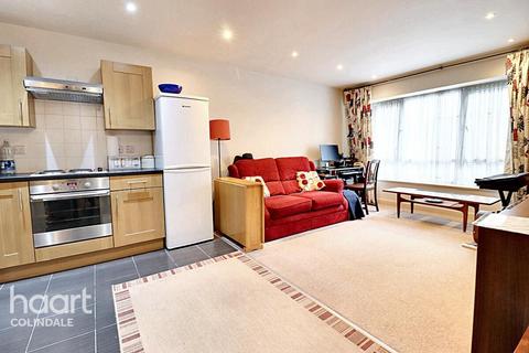 1 bedroom flat for sale, Griffin House, Aviation Drive, NW9