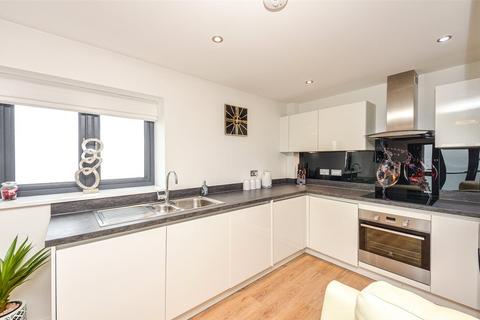 2 bedroom apartment for sale, Penmaen Bod Elias, Old Colwyn, Colwyn Bay, Conwy, LL29