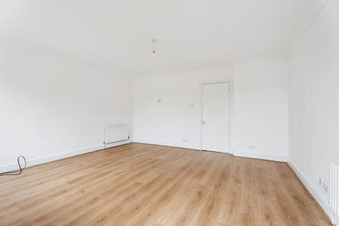 25 Bevan Hill, Chesham, HP5 2QS