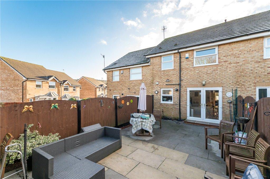 Hornbeam Close