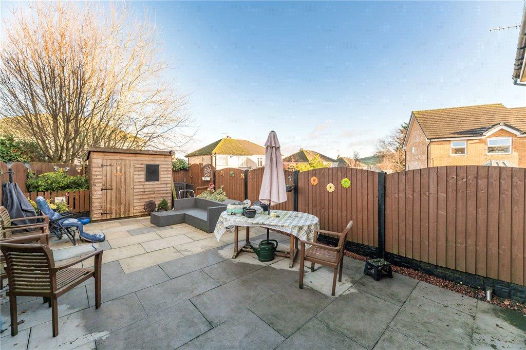 Hornbeam Close