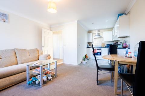 2 bedroom flat for sale, Sproughton Road, Ipswich IP1