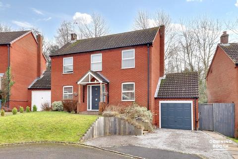6 Alfred Lyons Close, Rugeley, WS15 3EY