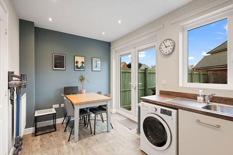 3 Ashton Close, Woodford, Stockport, SK7 1SD