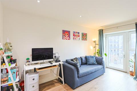 1 bedroom apartment for sale, East Drive, Beaufort Park, Colindale, NW9