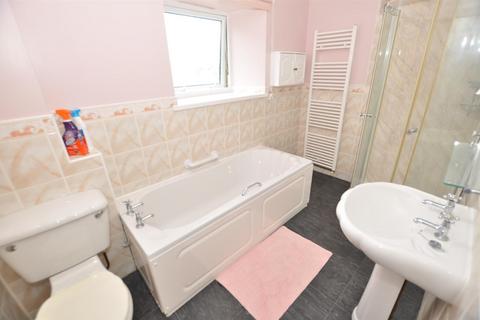 1 bedroom flat for sale, Trevaughan