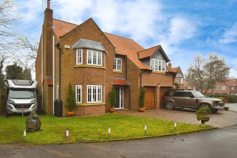 6 bedroom detached house for sale, Woodland Rise, Sproatley, Hull