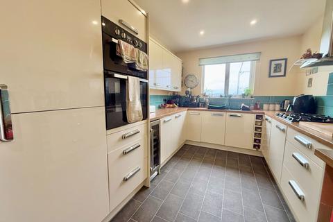 4 bedroom semi-detached house for sale, Moorland Avenue, Newton Abbot TQ12