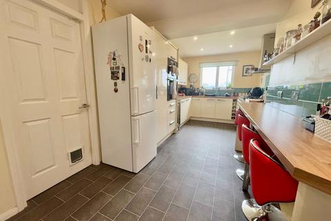 4 bedroom semi-detached house for sale, Moorland Avenue, Newton Abbot TQ12