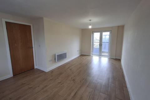 2 bedroom flat to rent, Peterfield Road, Hampton Vale, Peterborough, Cambridgeshire. PE7 8NR