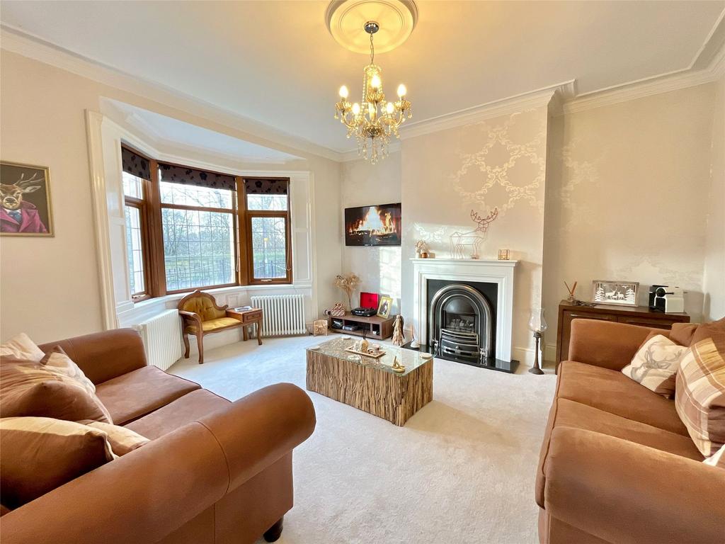 Formal Lounge
