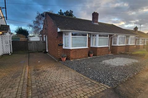 3 bedroom bungalow for sale, Linford Avenue, Newport Pagnell