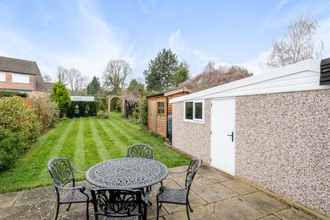 22 Queensway, West Wickham, BR4 9ER