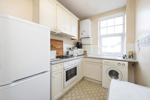 1 bedroom flat for sale, Sheen Lane, East Sheen, London