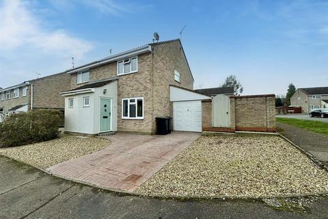 2 bedroom semi-detached house for sale, Ludbrook Close, Ipswich IP6