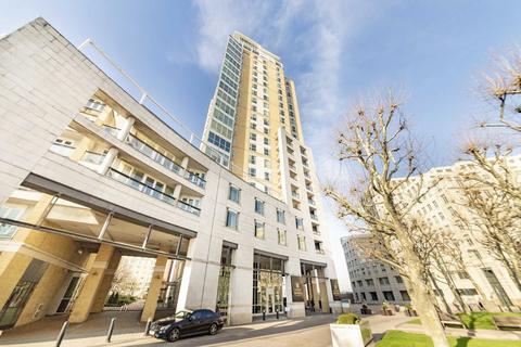 2 bedroom flat to rent, Westferry Circus, London E14