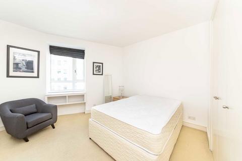 2 bedroom flat to rent, Westferry Circus, London E14