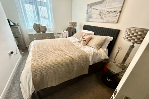 2 bedroom apartment to rent, Burlington Mansions East, Owls Road