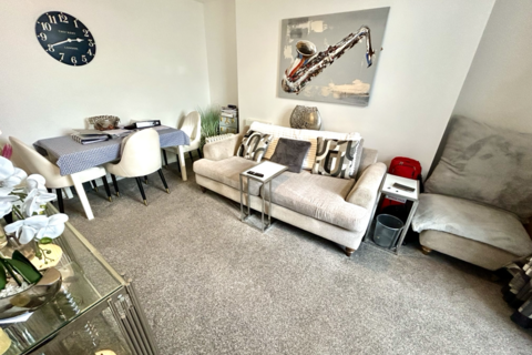 2 bedroom apartment to rent, Burlington Mansions East, Owls Road