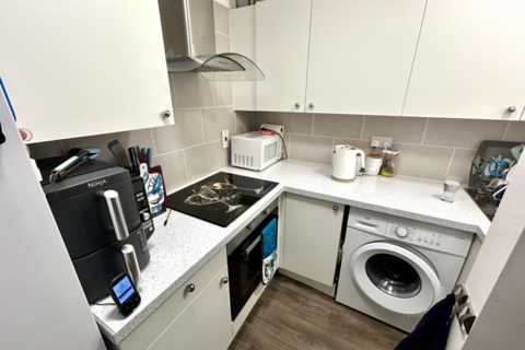 2 bedroom apartment to rent, Burlington Mansions East, Owls Road