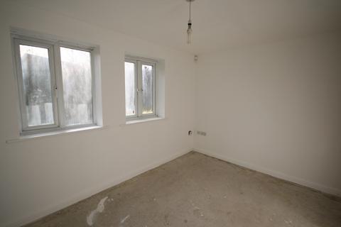 2 bedroom apartment to rent, Signal Drive, Manchester M40