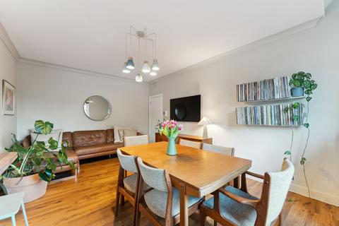 2 bedroom flat for sale, Clarendon Place, Flat S/8, St George's Cross, Glasgow, G20 7PZ